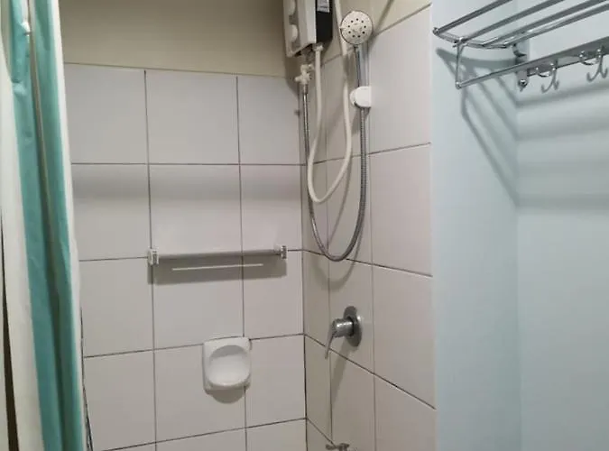 Horizon 101 A10 Shortwalk Robinson's Mall + Free Wifi+ Netflix Cebu Stadt
