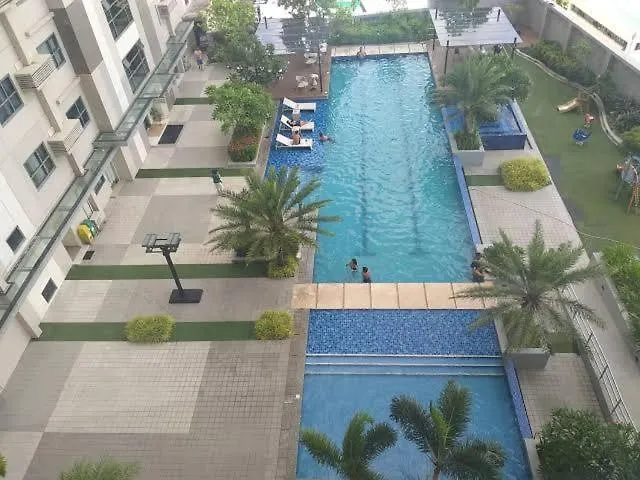Horizon 101 A10 Shortwalk Robinson's Mall + Free Wifi+ Netflix Apartment *